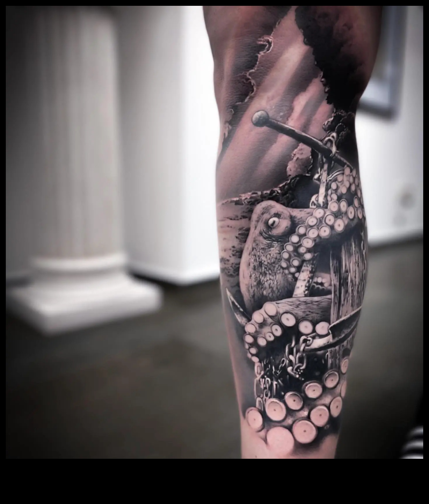 Πτερύγια και φτερά: Βουτήξτε σε περιπέτειες τατουάζ υδρόβιων ζώων