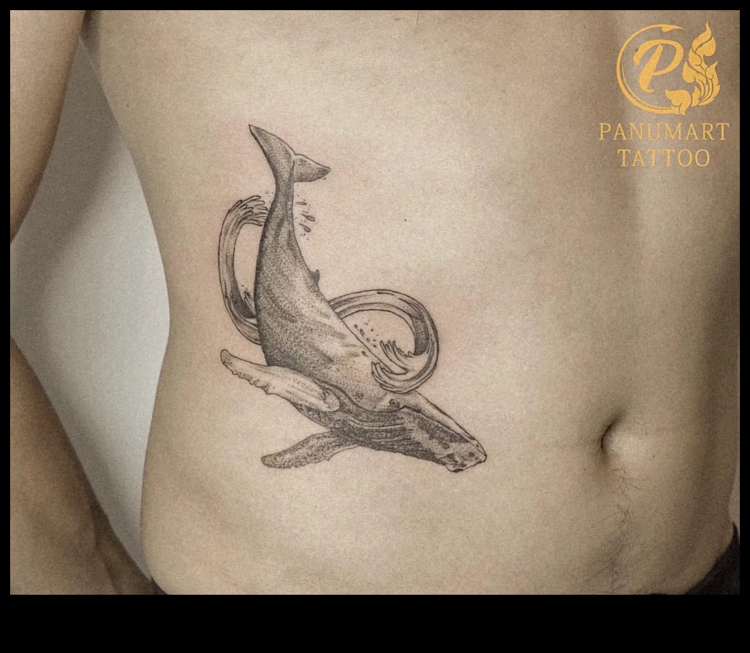 Πτερύγια και φτερά: Βουτήξτε σε περιπέτειες τατουάζ υδρόβιων ζώων