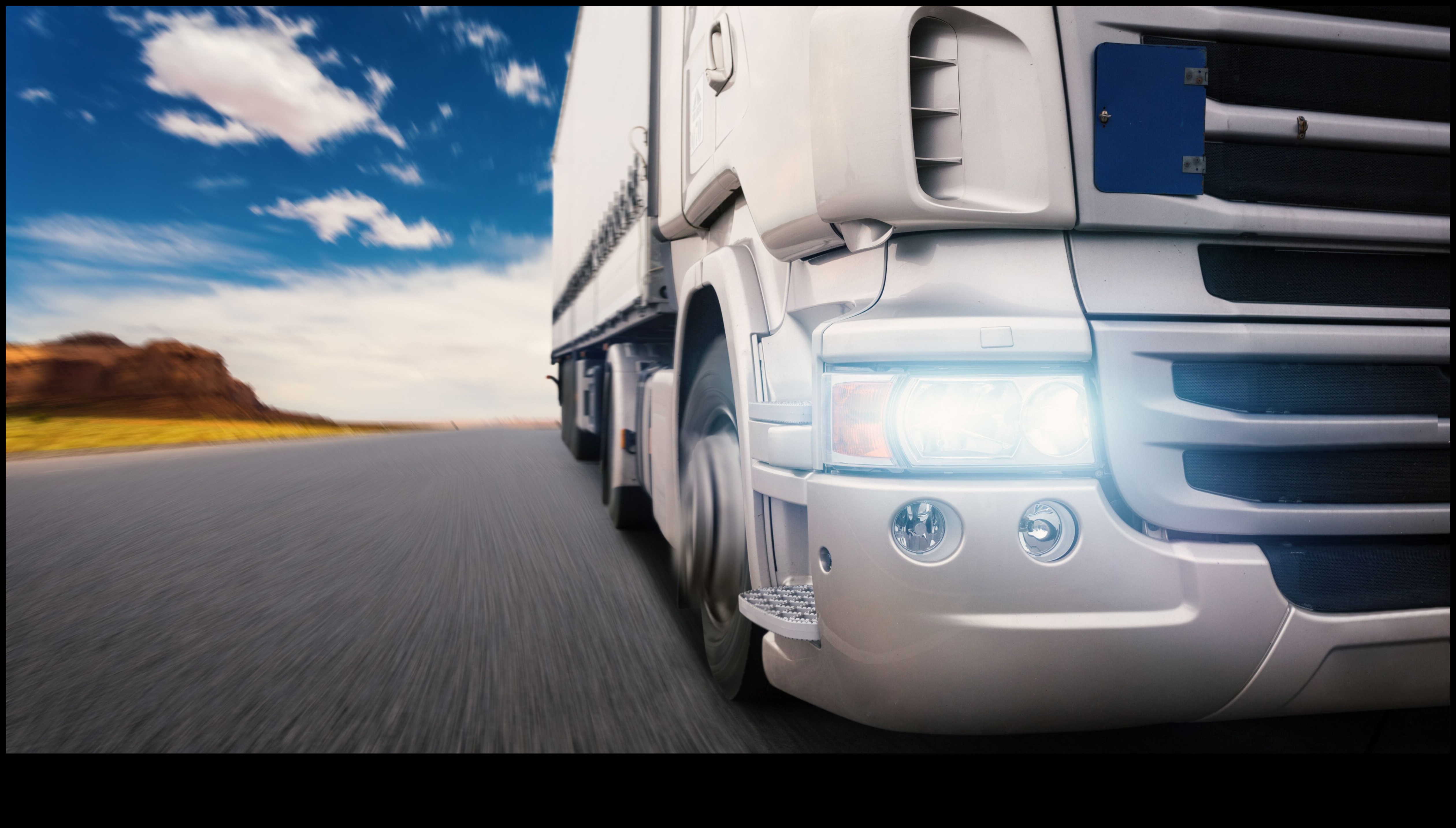 Roadway Chronicles: Personal Stories from Truck Drivers on the Open Road