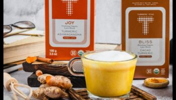 Ζεστό και υγιεινό: Ανεβάστε την ημέρα σας με Turmeric Elixir Bliss