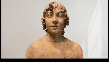 Sculptural Splendor: Artful Transformations of the Human Form